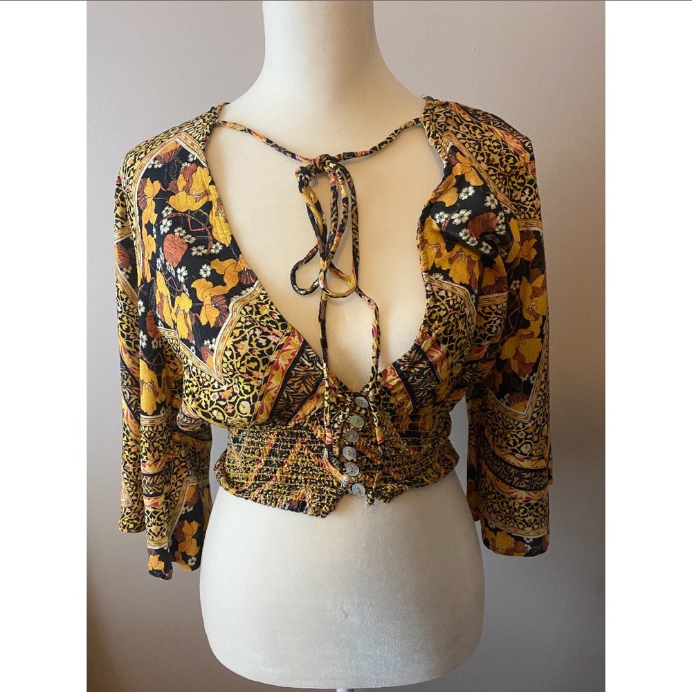 Blue Life patterned crop top